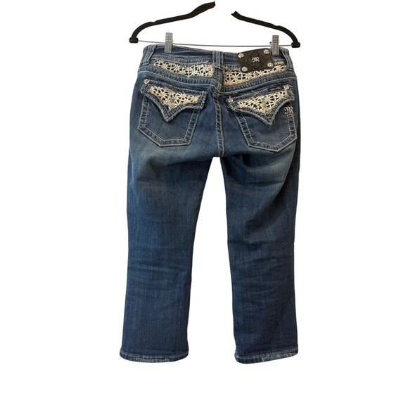 Miss Me Blue Denim Jeans Size 28 Capri Pants Cotton Blend Bling Pockets - Picture 2 of 8